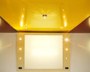 Stretch glossy ceilings: photo in the interior,